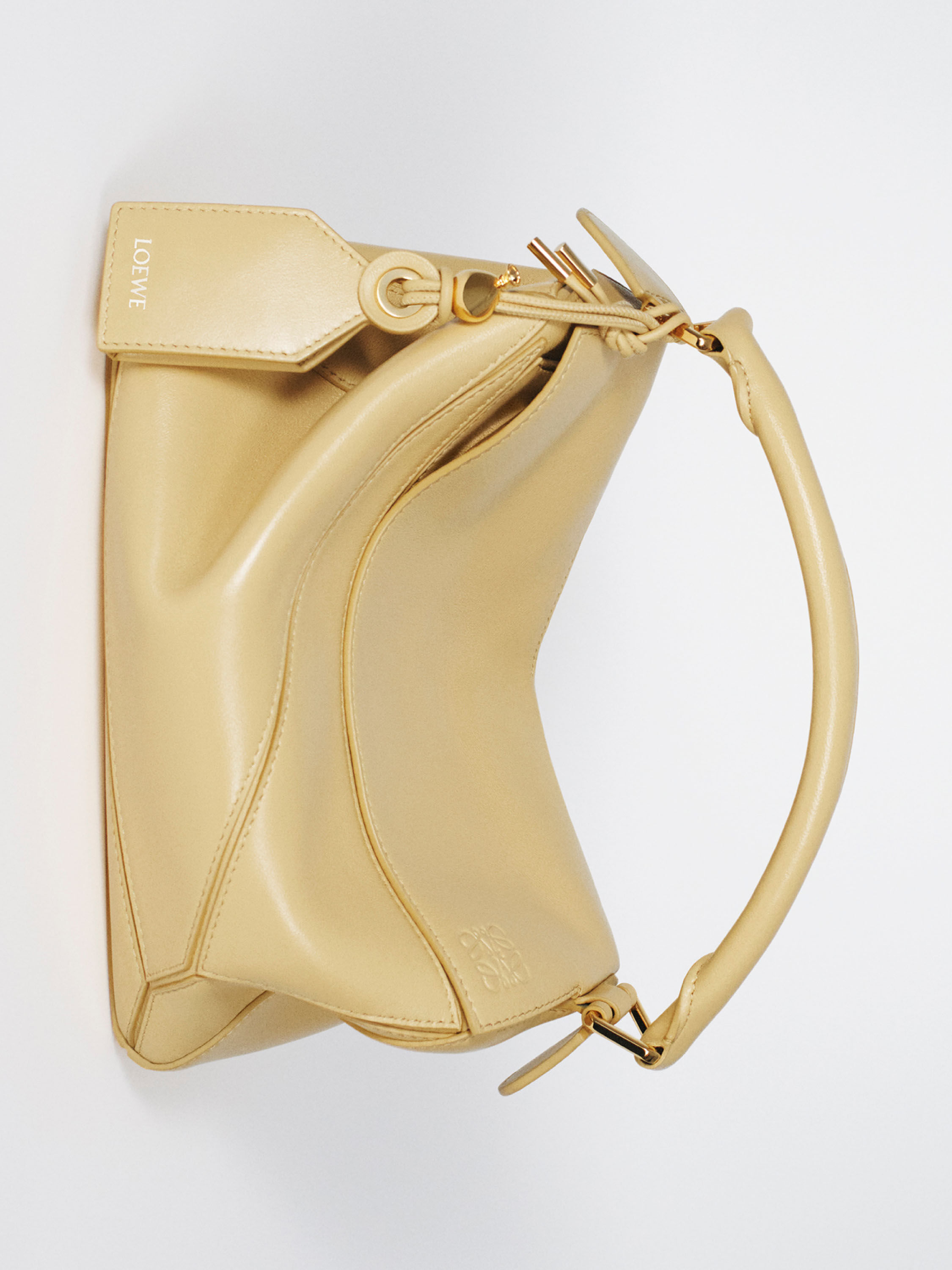 Loewe | Designer Bags, Clothing, Accessories for Women & Men